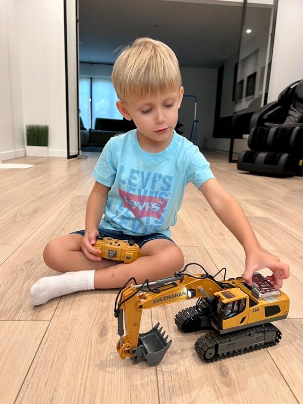 Remote Control Excavator Construction Toys for Boys, 2×1200mAh RC Excavator Toy with Metal Shovel & Light, 11CH Excavator Toys for Boys 3-5 4-7 8-12 Year Old Kids 2023 Christmas Birthday Gift,120+Mins - Image 7