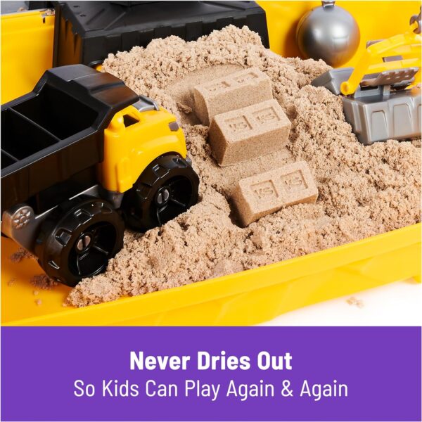 Kinetic Sand, Construction Site Folding Sandbox with Toy Truck and 2lbs of Play Sand, Sensory Toys for Kids Ages 3 and up - Image 7